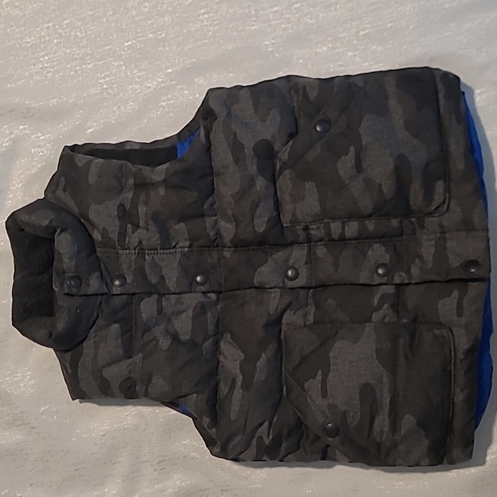 Gap Vest